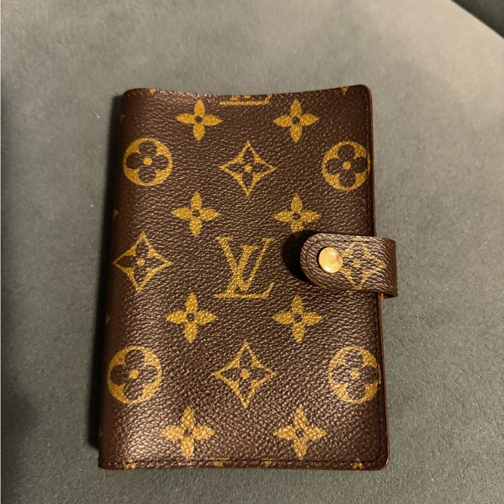 LV agenda pm monogram print